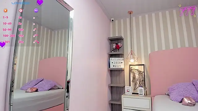 SUZETMONACO online show from February 3, 2026, 7:41 pm