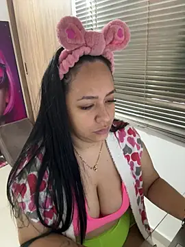 marta201 alfaro online show from February 9, 2025, 1:56 pm