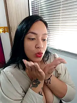 marta201 alfaro online show from October 19, 2025, 2:07 pm