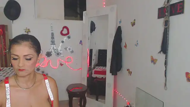 brigitht online show from November 14, 2025, 2:54 am