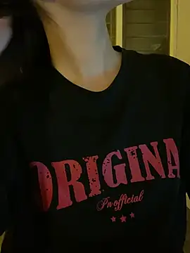 minmin2kk5 online show from March 28, 2026, 2:49 pm