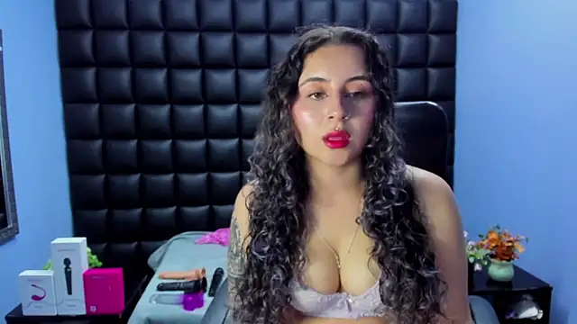 celeste blue69 online show from December 16, 2025, 3:44 am