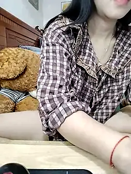 cream1299 online show from March 22, 2025, 9:53 pm