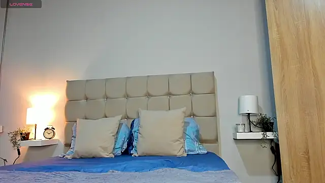 Camille Cedrik online show from March 10, 2026, 10:59 pm