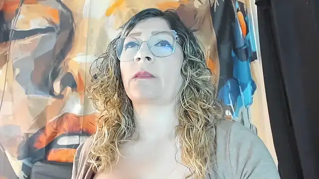 eva1saenz online show from June 19, 2026, 11:19 pm