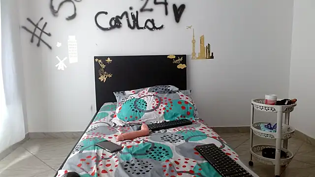 camilavagina24 online show from September 11, 2025, 2:06 pm