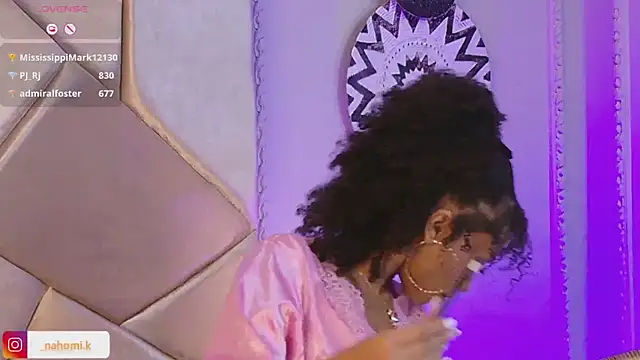 Nahomi King online show from February 6, 2025, 7:07 pm