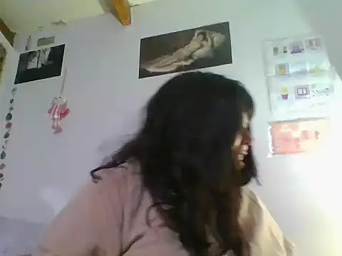 scarletttlove online show from July 9, 2026, 1:42 am