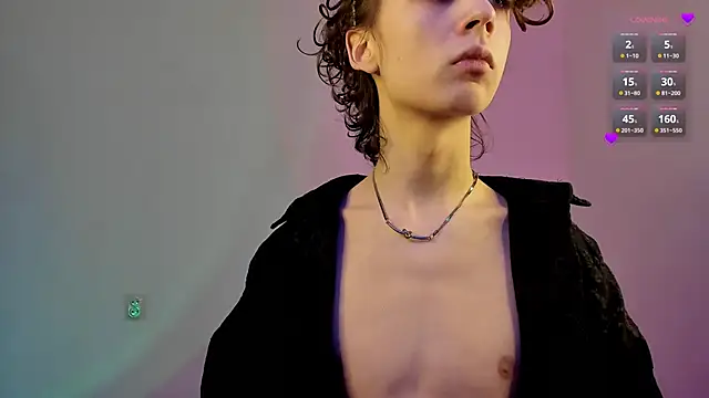 Vampirella GS online show from February 3, 2025, 12:14 pm