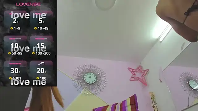 Tiffany Valentine15 online show from October 31, 2025, 6:53 pm