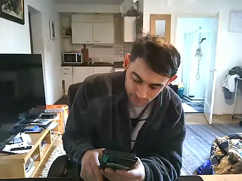 mihaimichael online show from February 26, 2025, 11:20 am