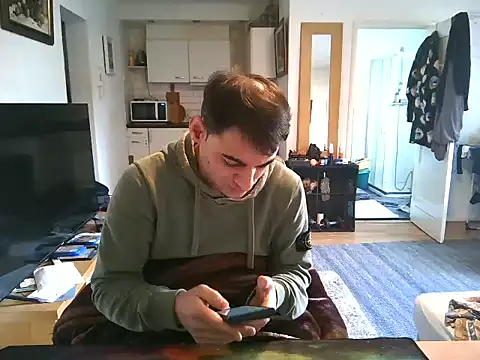 mihaimichael online show from February 28, 2025, 1:14 pm