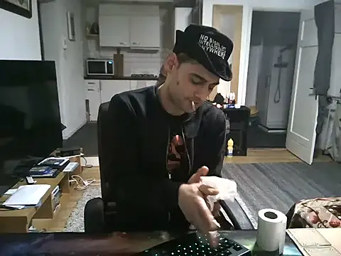 mihaimichael online show from March 1, 2025, 7:59 pm