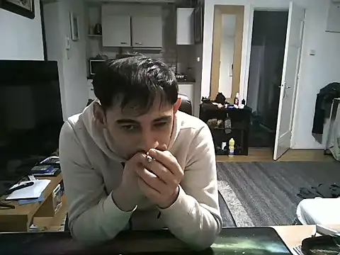 mihaimichael online show from March 4, 2025, 7:32 pm