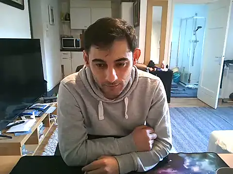 mihaimichael online show from March 5, 2025, 3:29 pm