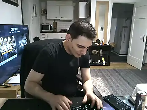 mihaimichael online show from March 7, 2025, 10:21 pm