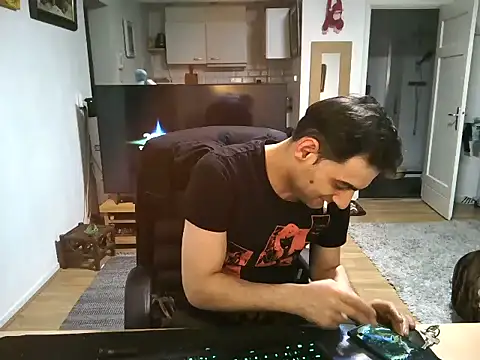 mihaimichael online show from March 10, 2025, 9:18 pm