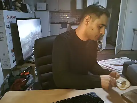 mihaimichael online show from November 6, 2025, 1:39 am