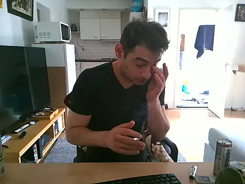 mihaimichael online show from June 8, 2026, 8:04 am