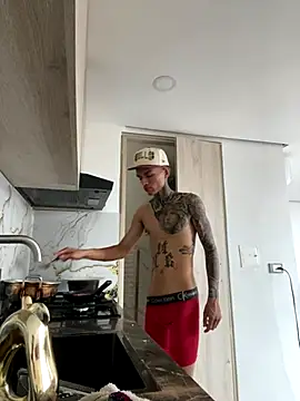 Herem369 online show from October 27, 2025, 1:48 pm