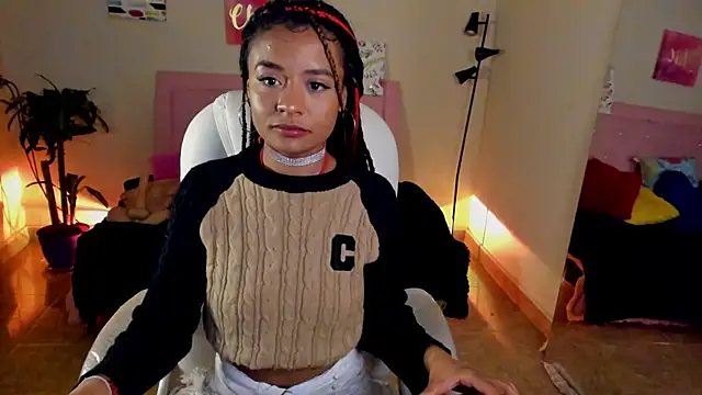 keyla roberts777 online show from December 8, 2024, 1:47 pm