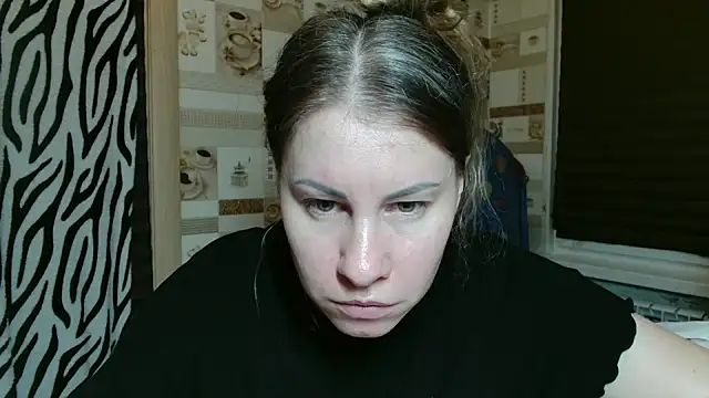 Snapshot of TherestlessKitty chatting on March 4, 2026, 12:38 am TherestlessKitty online show from March 4, 2026, 12:38 am