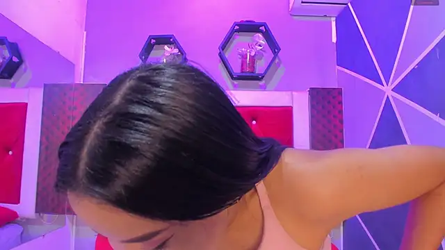 Karoll014 online show from December 5, 2025, 12:03 pm