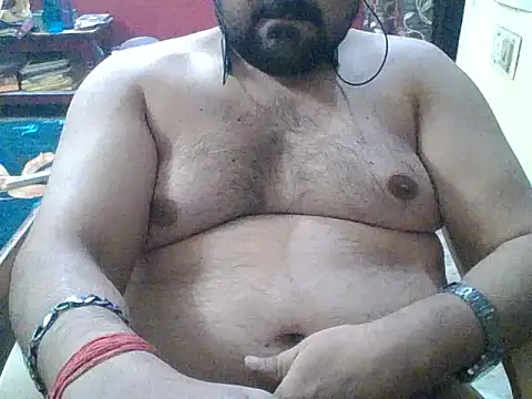 ARYANAVAILABLE online show from November 9, 2025, 9:02 pm