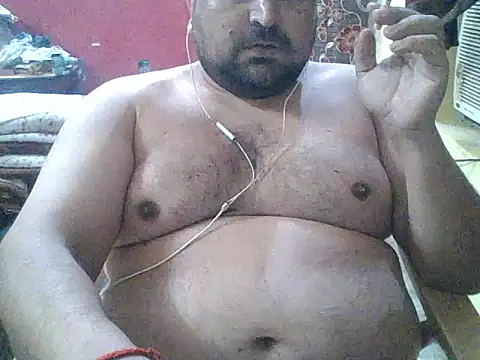 ARYANAVAILABLE online show from July 12, 2026, 9:17 pm
