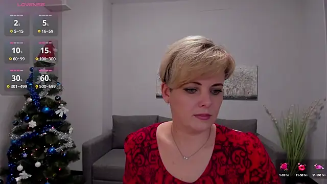 Snapshot of Julia_Wilsone chatting on December 25, 2024, 4:43 pm Julia Wilsone online show from December 25, 2024, 4:43 pm