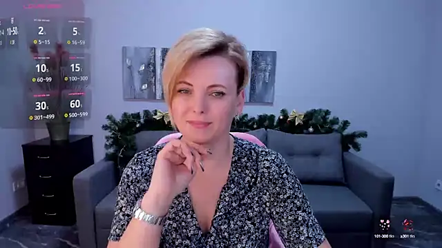 Snapshot of Julia_Wilsone chatting on January 4, 2025, 3:49 pm Julia Wilsone online show from January 4, 2025, 3:49 pm