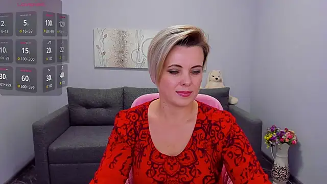 Julia Wilsone online show from November 8, 2025, 12:49 pm