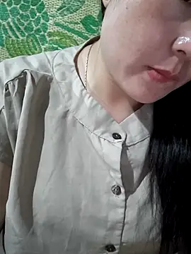 Sweetlove 77 online show from September 18, 2025, 1:24 pm