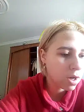 Snapshot of Gussie_Bridie chatting on January 10, 2025, 10:06 am Gussie Bridie online show from January 10, 2025, 10:06 am