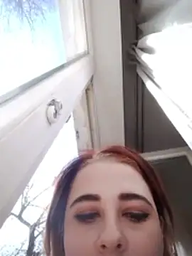 Snapshot of Gussie_Bridie chatting on November 2, 2025, 7:33 am Gussie Bridie online show from November 2, 2025, 7:33 am