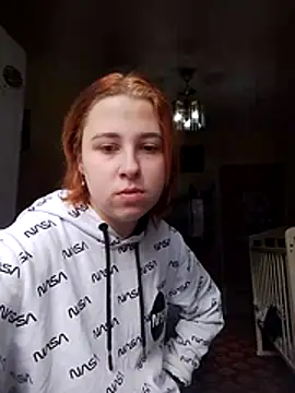 Snapshot of Gussie_Bridie chatting on November 20, 2025, 6:02 am Gussie Bridie online show from November 20, 2025, 6:02 am