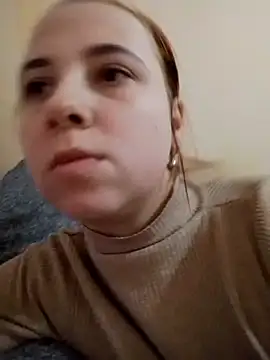 Snapshot of Gussie_Bridie chatting on November 26, 2025, 8:37 am Gussie Bridie online show from November 26, 2025, 8:37 am