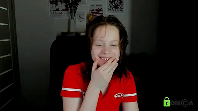 Alina Mills online show from December 3, 2025, 10:24 am