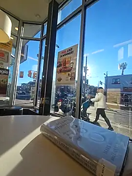 miibuo online show from November 4, 2025, 1:54 pm