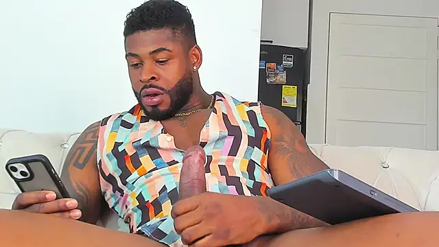 Makonneen online show from September 15, 2025, 10:10 pm