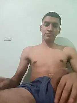 Rogersmit2 online show from December 27, 2024, 9:00 pm