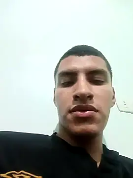 Rogersmit2 online show from September 9, 2025, 12:10 am