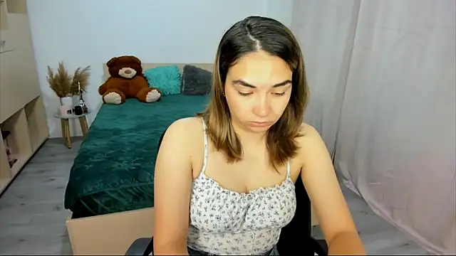 Snapshot of Alexa_Dolly12 chatting on September 17, 2025, 5:20 am Alexa Dolly12 online show from September 17, 2025, 5:20 am