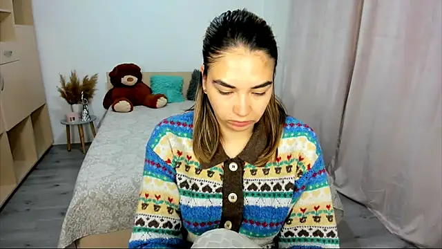 Snapshot of Alexa_Dolly12 chatting on October 4, 2025, 6:00 am Alexa Dolly12 online show from October 4, 2025, 6:00 am