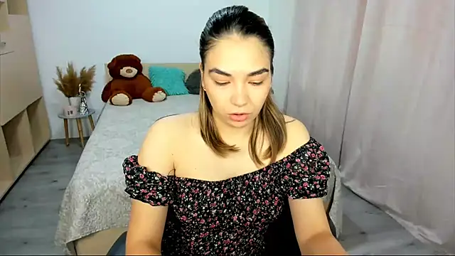 Snapshot of Alexa_Dolly12 chatting on October 6, 2025, 6:00 am Alexa Dolly12 online show from October 6, 2025, 6:00 am