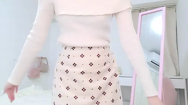 Sayuringo  online show from March 11, 2025, 11:23 am