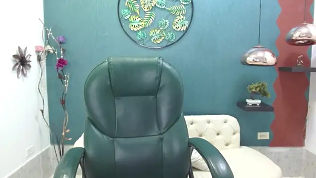 Melikasweetz online show from January 3, 2025, 8:32 pm