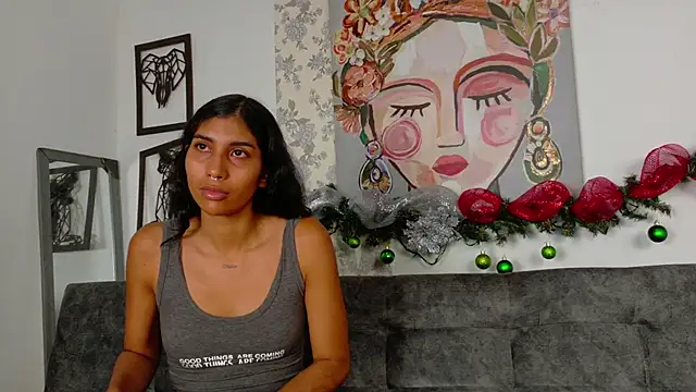 Snapshot of taty_miller chatting on December 14, 2025, 6:34 pm taty miller online show from December 14, 2025, 6:34 pm