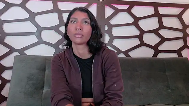 Snapshot of taty_miller chatting on February 2, 2026, 8:18 pm taty miller online show from February 2, 2026, 8:18 pm