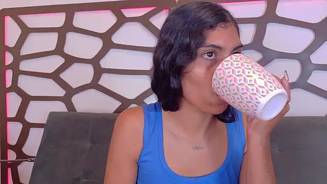 Snapshot of taty_miller chatting on February 22, 2026, 1:09 pm taty miller online show from February 22, 2026, 1:09 pm